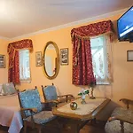 Quarto em Acomodações Particulares Goscinne Gazda *